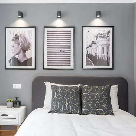 Relax In Piata Universitatii *